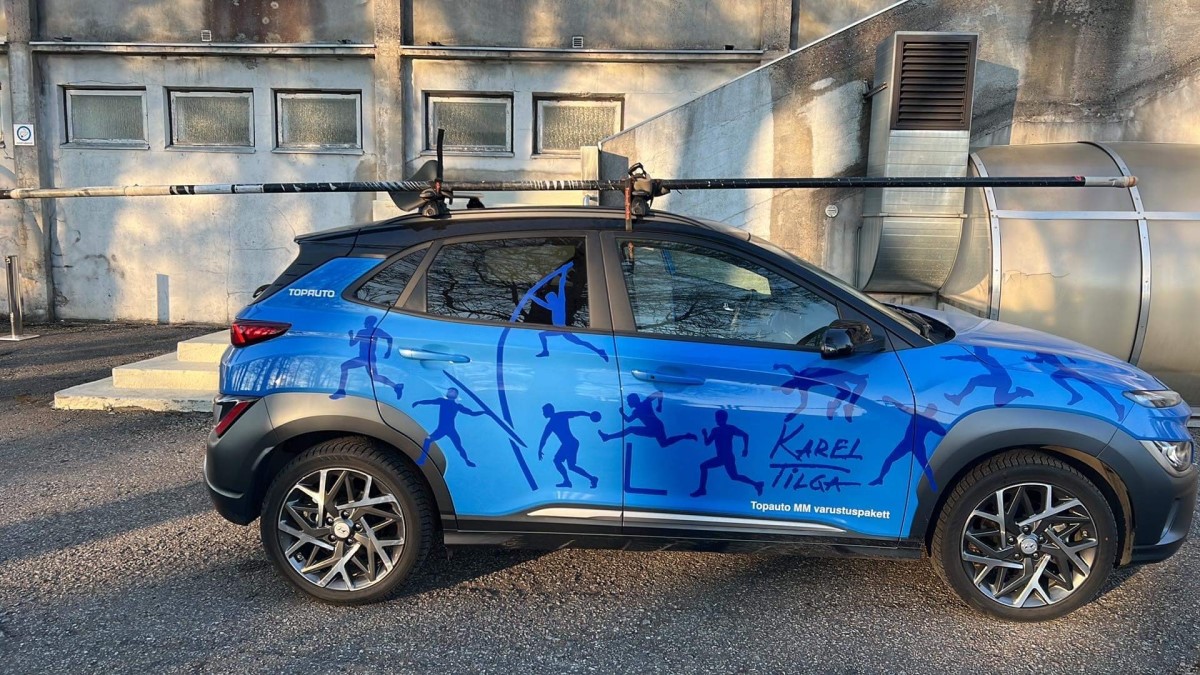 Teivas Hyundai Kona katusel_Karel Tilga blogi