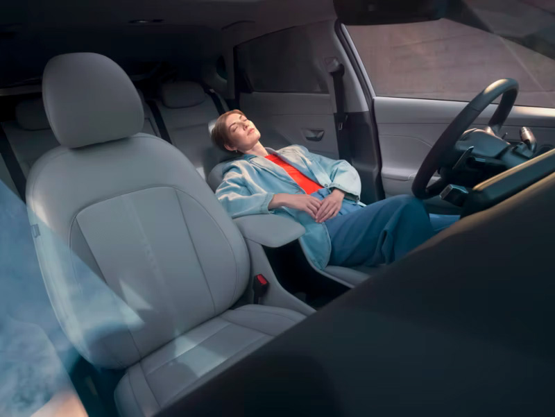 Hyundai Kona | Puhkeasendiga esiistmed