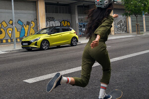 i20