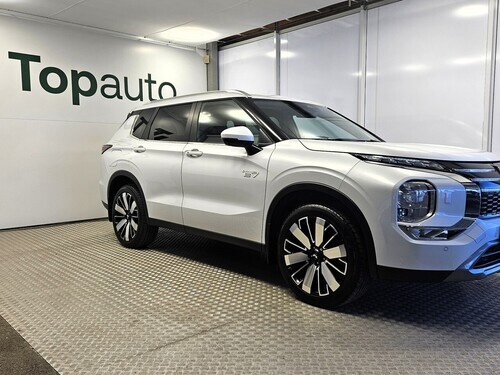 Mitsubishi Outlander Intense 2.4 225 kW