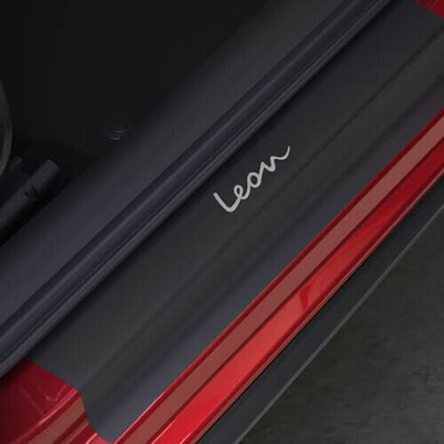 Lävepakukatte kaitseteip Leon 2020-, must