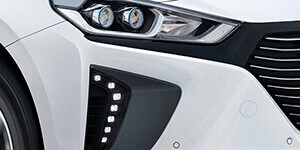 Hyundai Ioniq LED-päevatuled. Hyundai Ioniq LED-päevatuled.